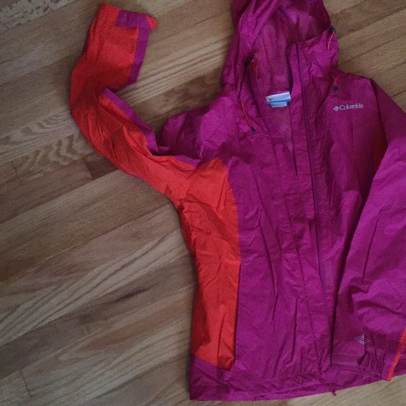 like new columbia jacket! - Picture 5 of 5